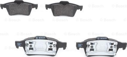 BOSCH 0 986 494 032 - Kit de plaquettes de frein, frein à disque www.parts5.com