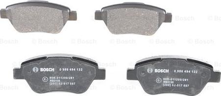 BOSCH 0 986 494 132 - Тормозные колодки, дисковые, комплект www.parts5.com