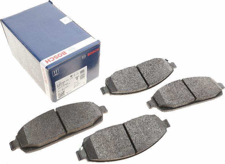 BOSCH 0 986 494 370 - Brake Pad Set, disc brake www.parts5.com