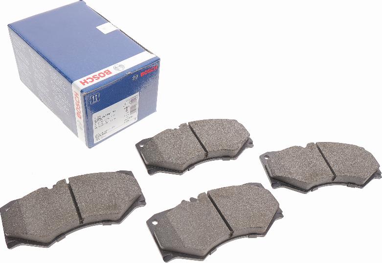 BOSCH 0 986 467 841 - Juego de pastillas de freno www.parts5.com