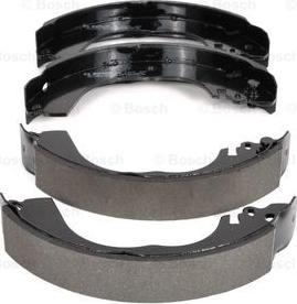 BOSCH 0 986 487 951 - Brake Shoe Set www.parts5.com