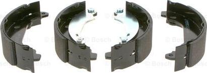 BOSCH 0 986 487 556 - Juego de zapatas de frenos www.parts5.com