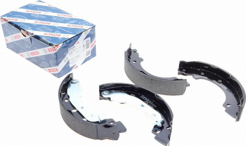 BOSCH 0 986 487 570 - Sada brzdových čeľustí www.parts5.com