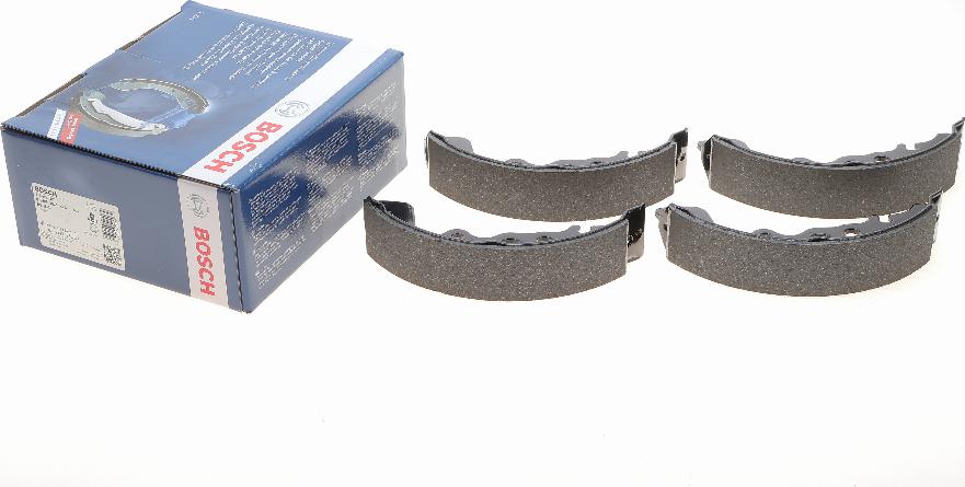 BOSCH 0 986 487 616 - Brake Shoe Set www.parts5.com