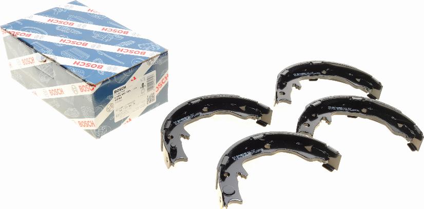 BOSCH 0 986 487 766 - Brake Shoe Set, parking brake www.parts5.com