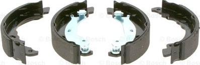 BOSCH 0 986 487 704 - Jeu de mâchoires de frein www.parts5.com