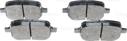 BOSCH 0 986 424 639 - Juego de pastillas de freno www.parts5.com