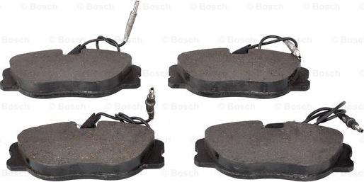 BOSCH 0 986 424 033 - Brake Pad Set, disc brake www.parts5.com