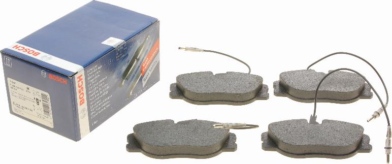 BOSCH 0 986 424 033 - Brake Pad Set, disc brake www.parts5.com