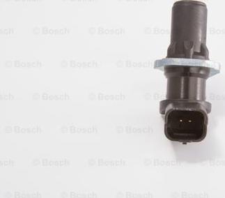 BOSCH 0 986 280 414 - Sensor, crankshaft pulse www.parts5.com