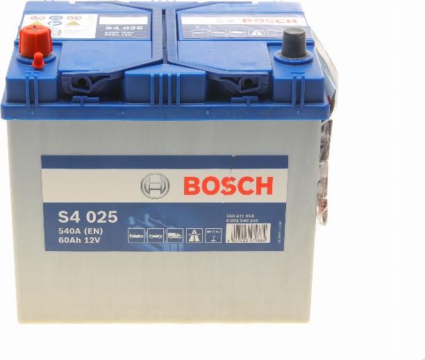 BOSCH 0 092 S40 250 - Batterie de démarrage www.parts5.com