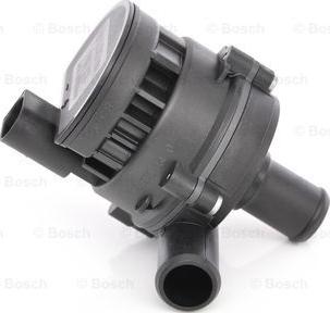 BOSCH 0 392 023 004 - Lisävesipumppu www.parts5.com