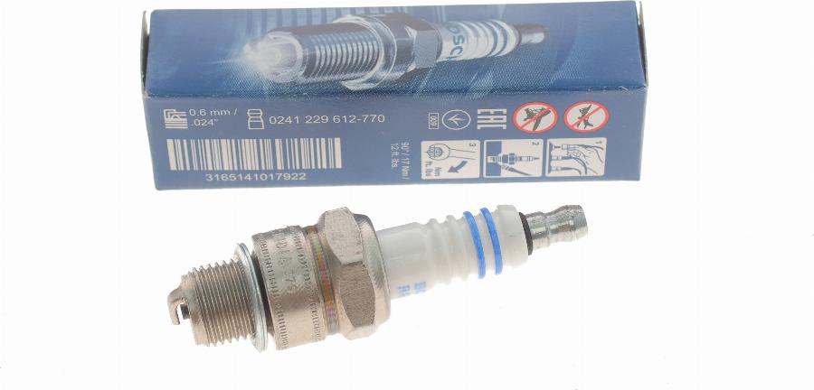 BOSCH 0 241 229 612 - Buji www.parts5.com