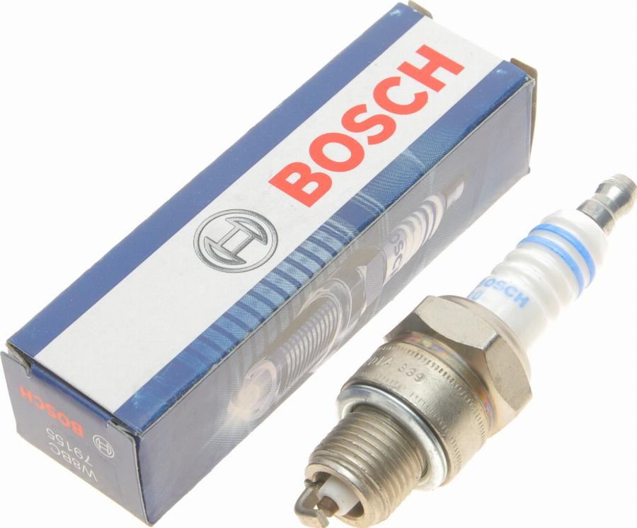 BOSCH 0 241 229 714 - Świeca zapłonowa www.parts5.com