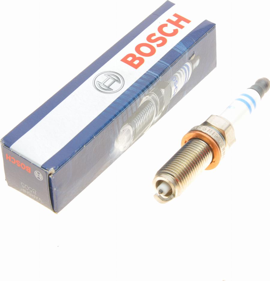 BOSCH 0 242 140 565 - Bujii www.parts5.com