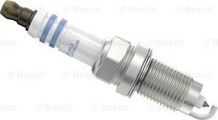 BOSCH 0 242 235 984 - Bujía de encendido www.parts5.com