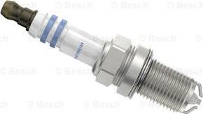 BOSCH 0 242 235 981 - Zündkerze www.parts5.com