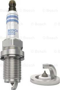 BOSCH 0 242 236 596 - Zapalovací svíčka www.parts5.com