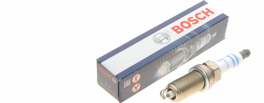 BOSCH 0 242 236 653 - Süüteküünal www.parts5.com