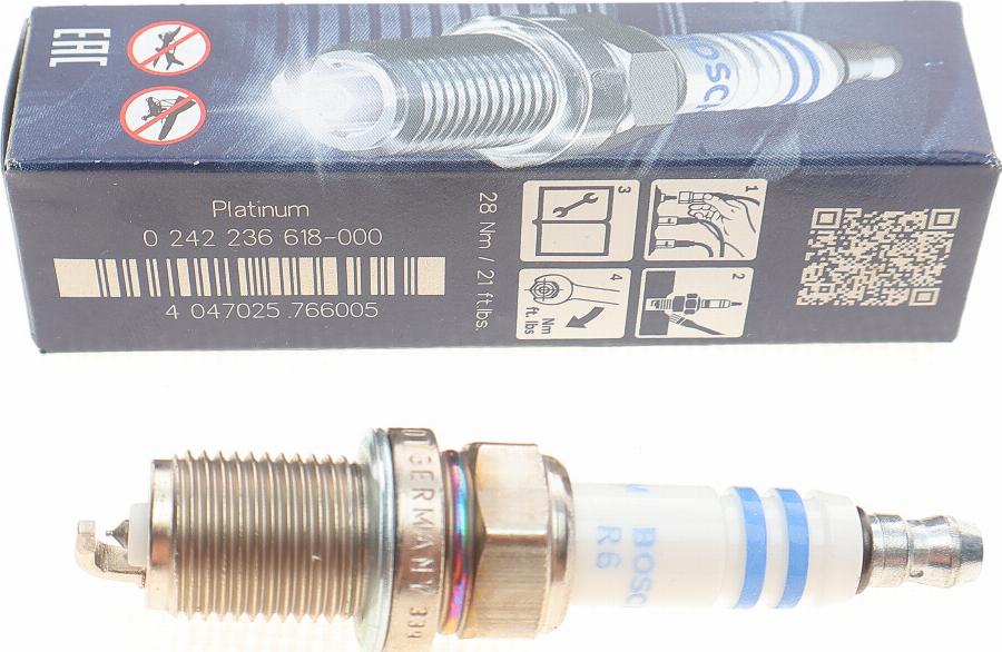 BOSCH 0 242 236 618 - Свеча зажигания www.parts5.com