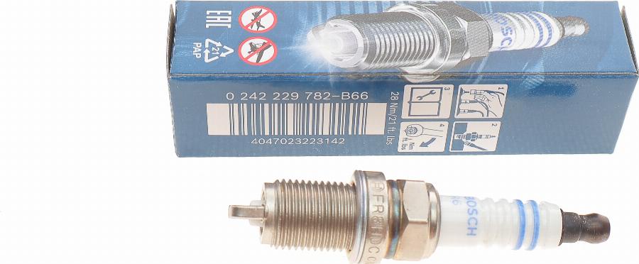 BOSCH 0 242 229 782 - Свеча зажигания www.parts5.com