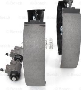 BOSCH 0 204 114 537 - Bremsbackensatz www.parts5.com