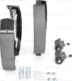 BOSCH 0 204 114 642 - Brake Shoe Set www.parts5.com