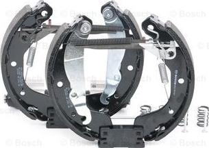 BOSCH 0 204 114 651 - Brake Shoe Set www.parts5.com