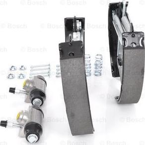 BOSCH 0 204 114 053 - Sada brzdových čelistí www.parts5.com