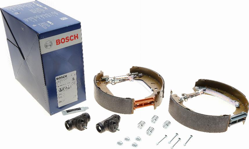 BOSCH 0 204 114 112 - Fren pabuç takımı www.parts5.com