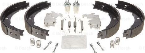 BOSCH 0 204 113 825 - Brake Shoe Set, parking brake www.parts5.com