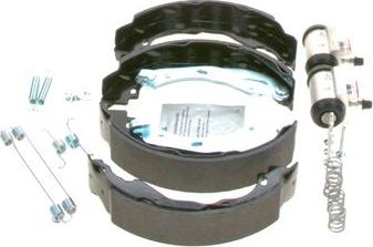 BOSCH 0 204 113 752 - Set saboti frana www.parts5.com