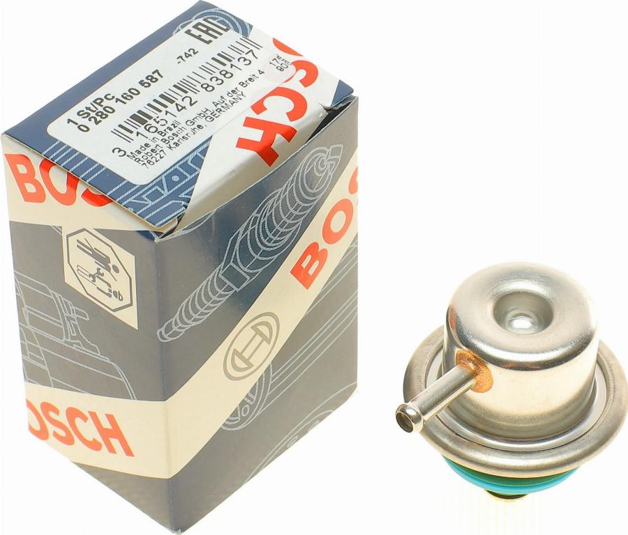 BOSCH 0 280 160 587 - Regulátor tlaku paliva www.parts5.com