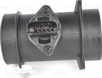 BOSCH 0 280 217 114 - Senzor debit aer www.parts5.com