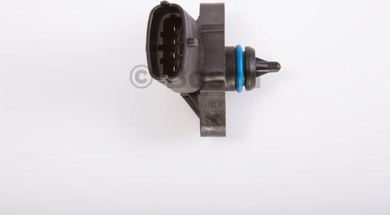 BOSCH 0 281 006 123 - Sender Unit, oil temperature / pressure www.parts5.com