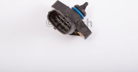 BOSCH 0 281 006 123 - Sender Unit, oil temperature / pressure www.parts5.com