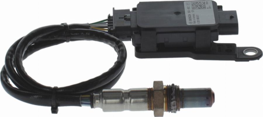 BOSCH 0 281 008 671 - NOx Sensor, urea injection www.parts5.com