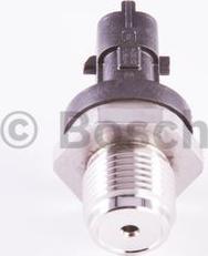 BOSCH 0 281 002 930 - Sensor, presión combustible www.parts5.com