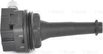 BOSCH 0 221 604 010 - Süütepool www.parts5.com