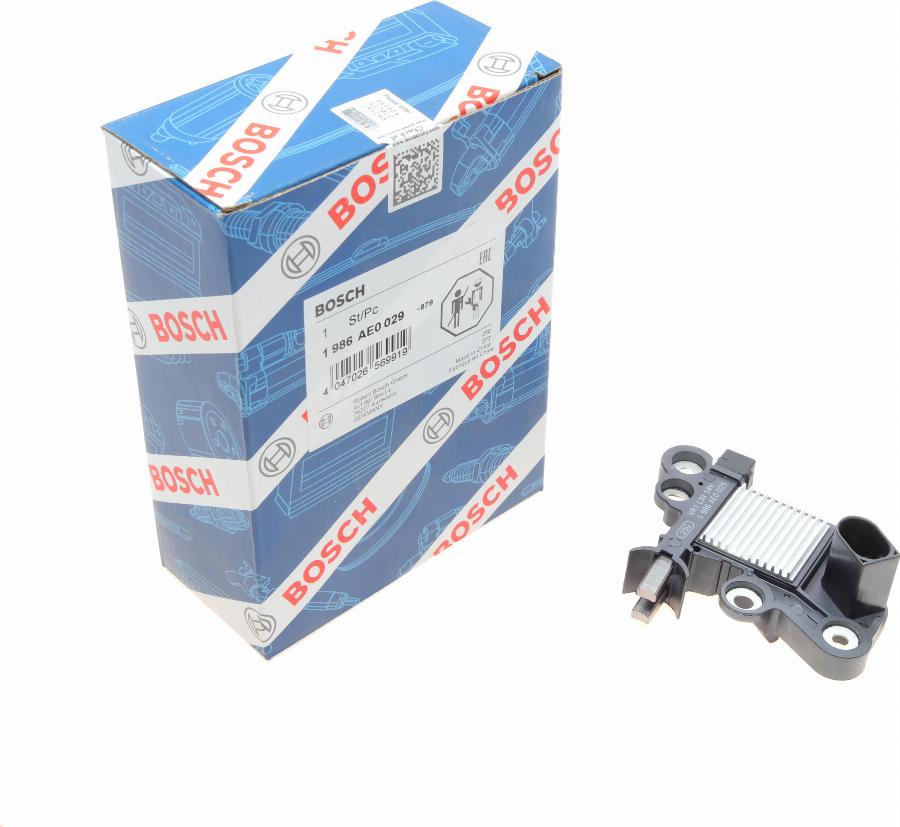 BOSCH 1 986 AE0 029 - Regulátor alternátora www.parts5.com