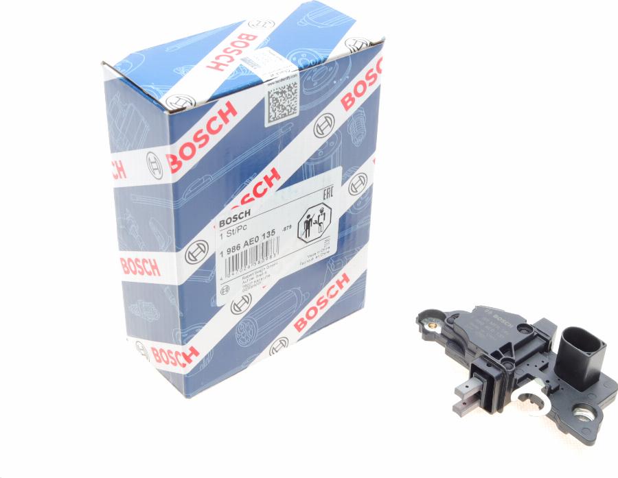 BOSCH 1 986 AE0 135 - Regulator, alternator www.parts5.com