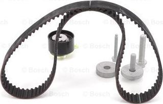 BOSCH 1 987 946 672 - Fogasszíjkészlet www.parts5.com