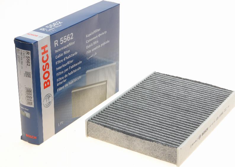 BOSCH 1 987 435 562 - Filtro, aire habitáculo www.parts5.com