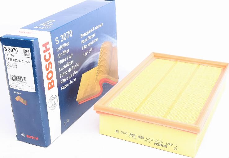 BOSCH 1 457 433 070 - Air Filter www.parts5.com