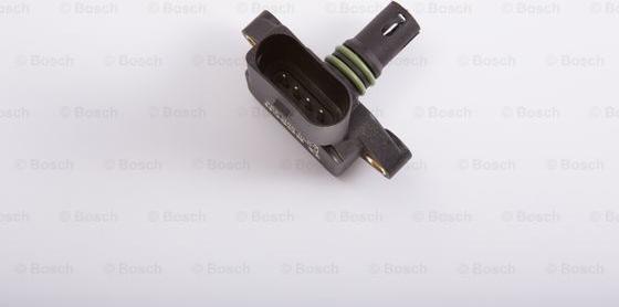 BOSCH F 000 99P 402 - Tunnistin, imusarjapaine www.parts5.com