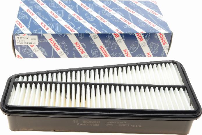 BOSCH F 026 400 302 - Air Filter www.parts5.com