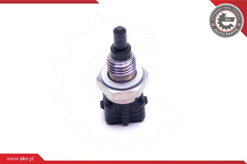 Esen SKV 17SKV686 - Sensor, intake air temperature www.parts5.com