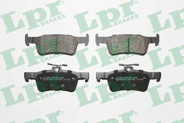 LPR 05P1930 - Brake Pad Set, disc brake www.parts5.com