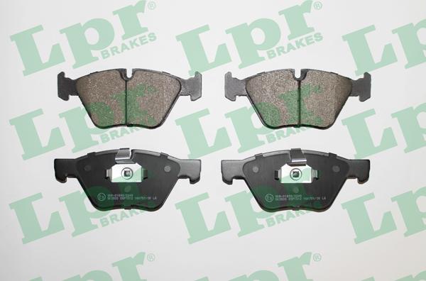 LPR 05P1512 - Тормозные колодки, дисковые, комплект www.parts5.com