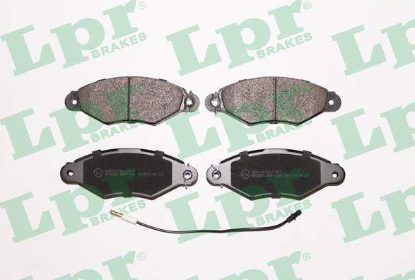 LPR 05P1106 - Тормозные колодки, дисковые, комплект www.parts5.com